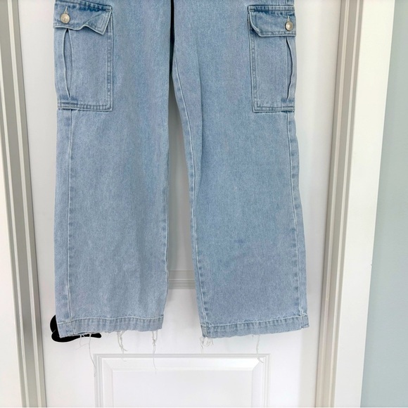 PRINCESS POLLY WIDE LEG CARGO JEANS LIGHT WASH DENIM 4 - Picture 3 of 7
